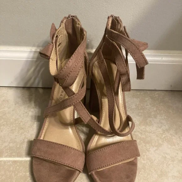 LC Lauren Conrad Walnut Women's High Heel Sandals - Picture 2 of 5